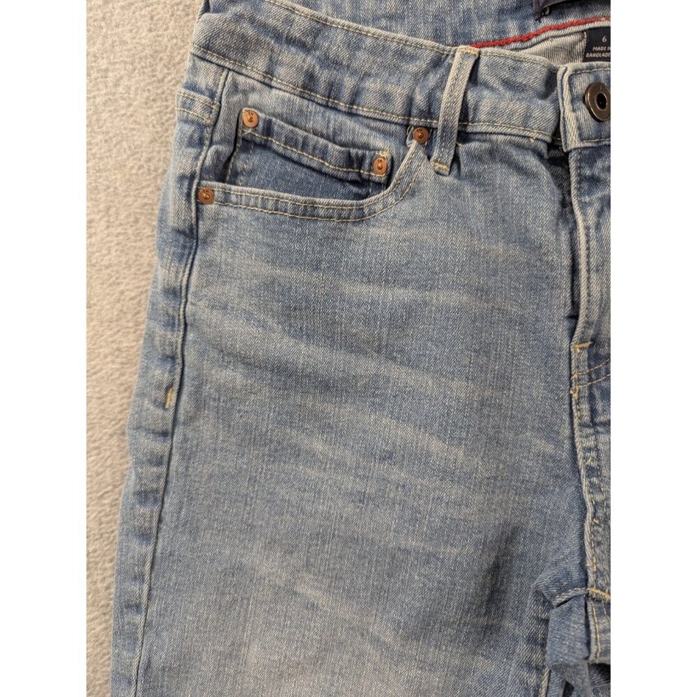 Tommy Hilfiger Denim Shorts Womens SZ 6 Blue whiskers Bermuda Rolled Cuffs Boho - Picture 2 of 14